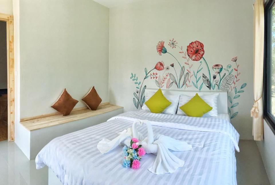 Khunkhao Tamnanprai Resort Suan Phueng Exterior photo
